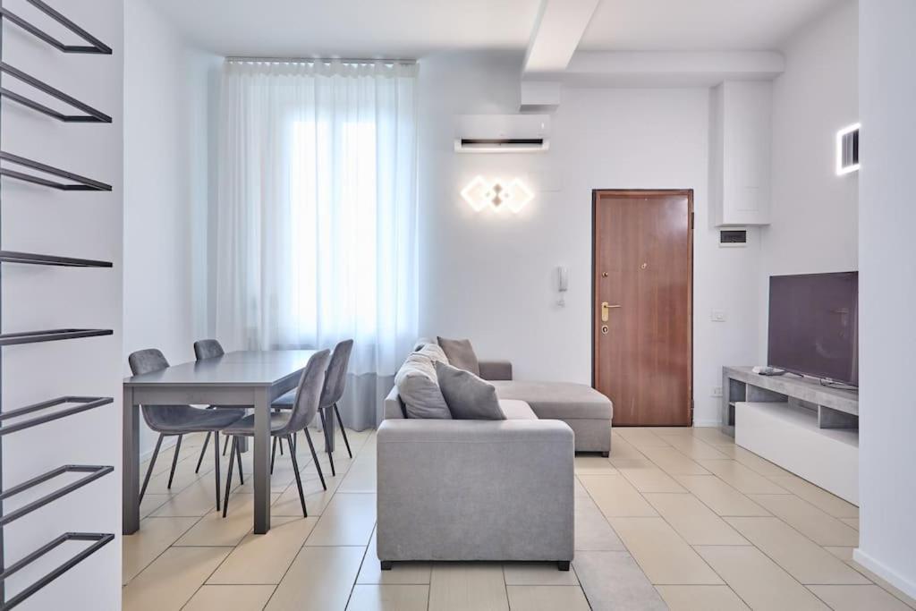 Lenny'S Central Apartment Milano Ngoại thất bức ảnh